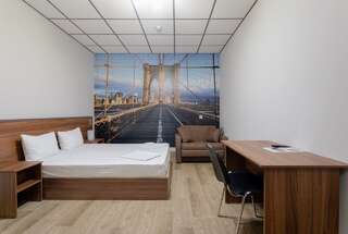 Отель Лайнер Химки Стандартный двухместный номер-1